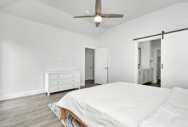 22814 Camino Street, Galveston, TX 77554