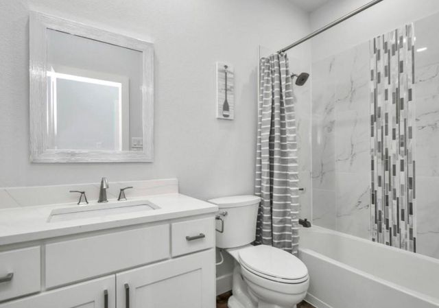 22814 Camino Street, Galveston, TX 77554