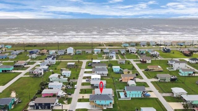 22814 Camino Street, Galveston, TX 77554