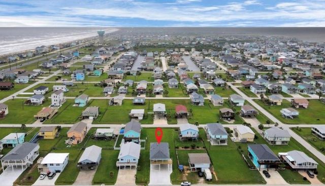 22814 Camino Street, Galveston, TX 77554