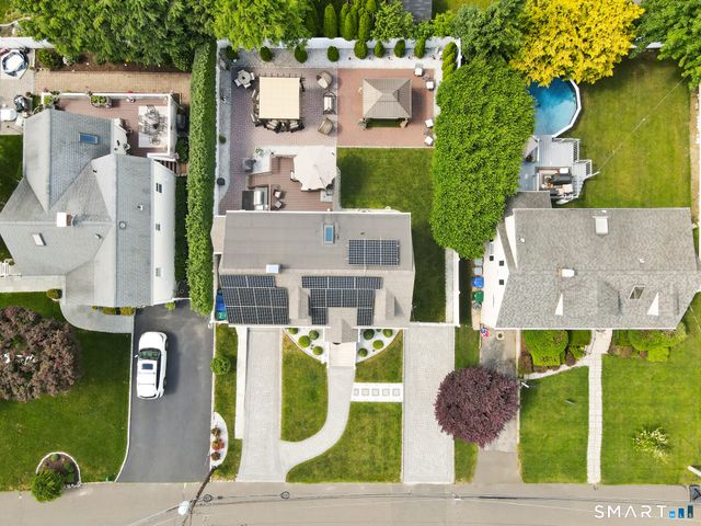 18 Fairlea Avenue, Stratford, CT 06614