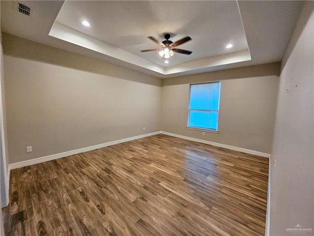 100 N Valencia Drive, Bayview, TX 78566