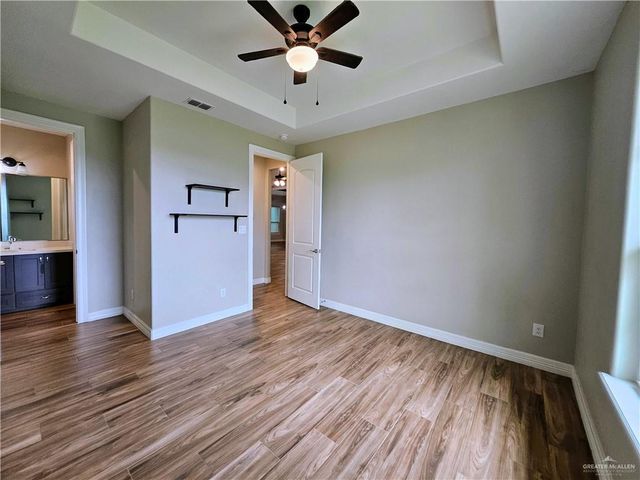 100 N Valencia Drive, Bayview, TX 78566