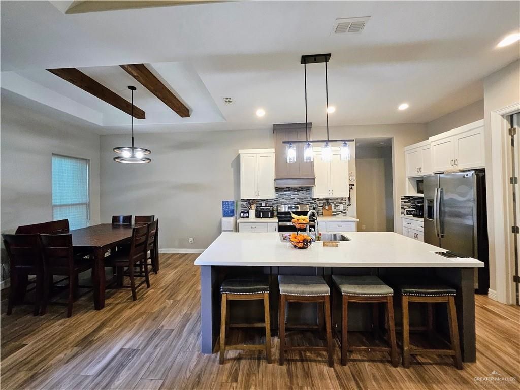 Image 5 of property listing at 100 N Valencia Drive, Bayview, TX 78566