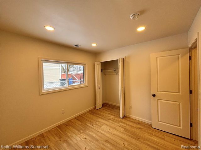 35140 School Street, Westland, MI 48185