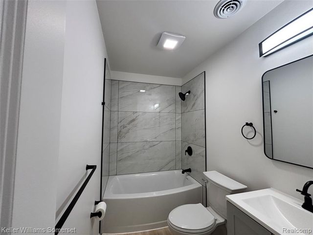 35140 School Street, Westland, MI 48185