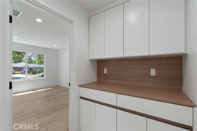 13901 Runnymede, Van Nuys (los Angeles), CA 91405