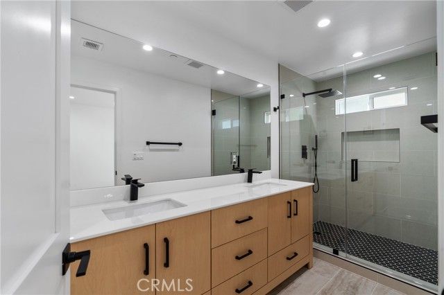 13901 Runnymede, Van Nuys (los Angeles), CA 91405