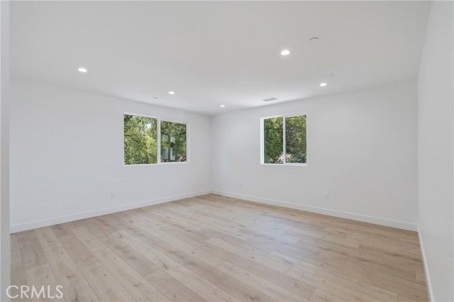 13901 Runnymede, Van Nuys (los Angeles), CA 91405