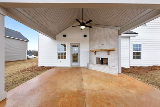 2931 Wyndham Village Drive, Opelika, AL 36804