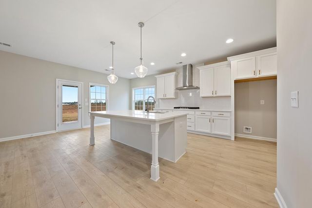 2931 Wyndham Village Drive, Opelika, AL 36804