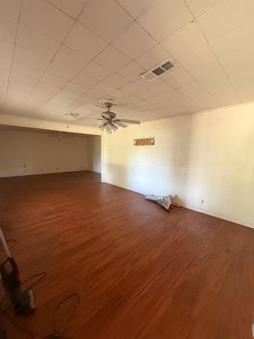 3410 Bowling Lane, Orange, TX 77630