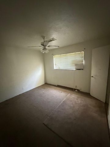 3410 Bowling Lane, Orange, TX 77630