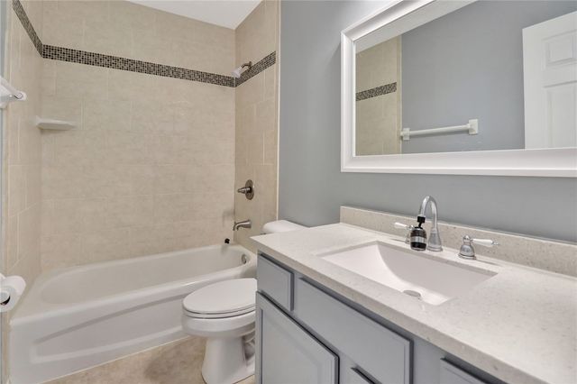 2232 Appleblossom Drive, Miamisburg, OH 45342