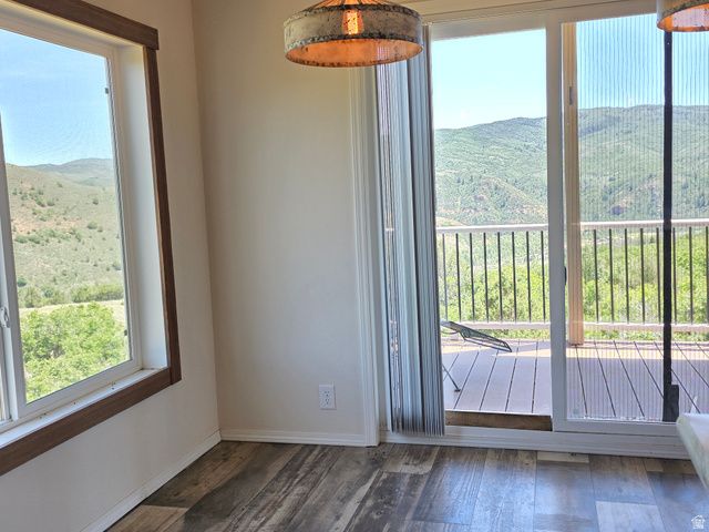 2924 N WATER CANYON AVE, Huntsville, UT 84317