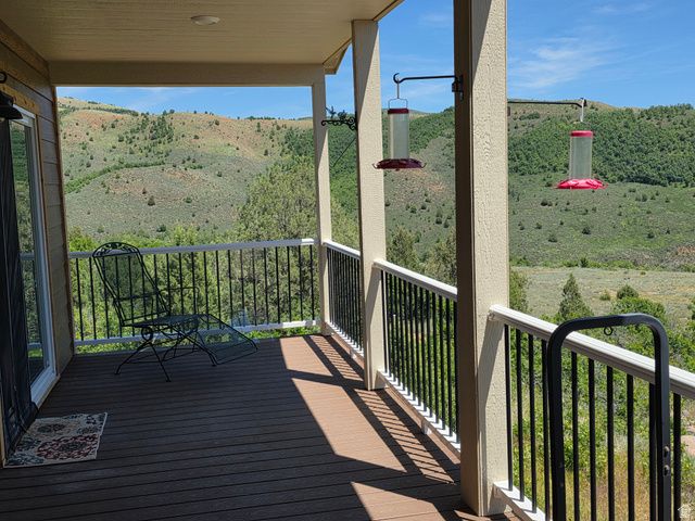 2924 N WATER CANYON AVE, Huntsville, UT 84317