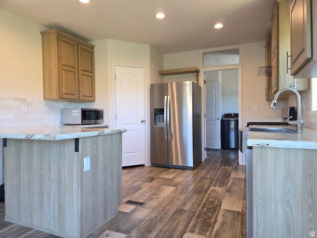 2924 N WATER CANYON AVE, Huntsville, UT 84317