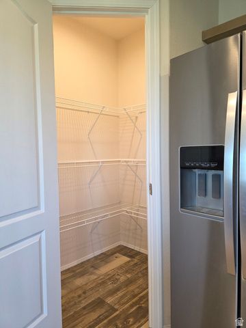 2924 N WATER CANYON AVE, Huntsville, UT 84317