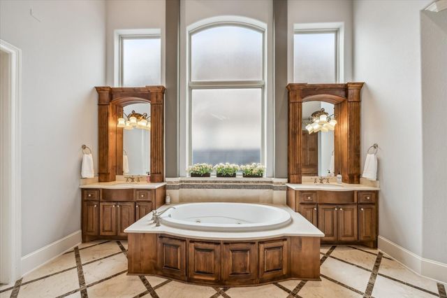 11610 Montmarte Boulevard, Houston, TX 77082