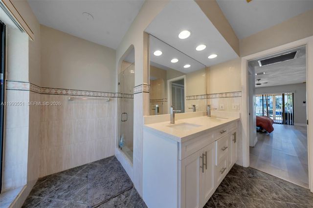 2752 NE 3rd St 0, Pompano Beach, FL 33062