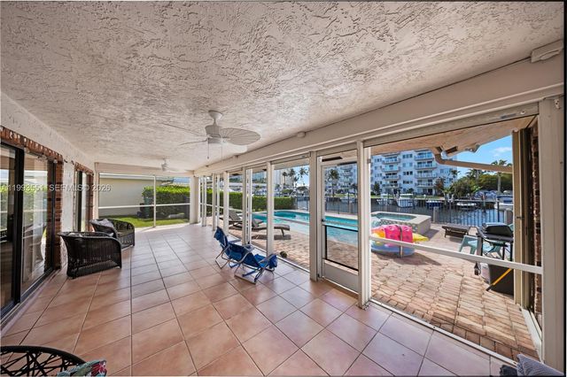 2752 NE 3rd St 0, Pompano Beach, FL 33062