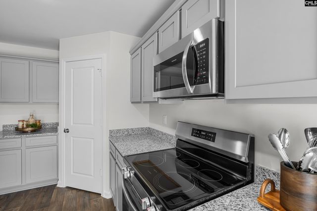 25 Harmon Road, Hopkins, SC 29061