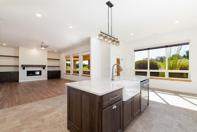 372 High Desert Road, Grand Junction, CO 81507