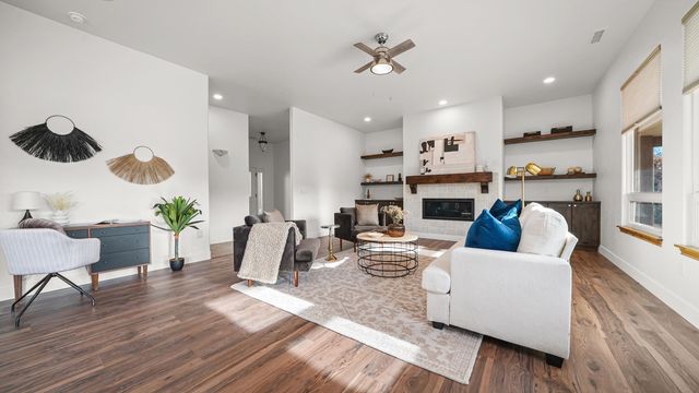 372 High Desert Road, Grand Junction, CO 81507