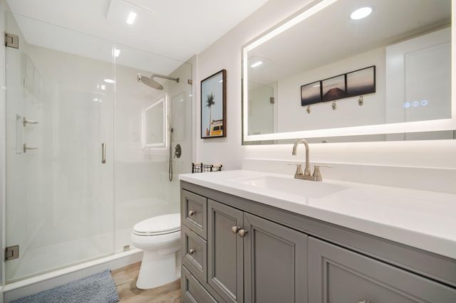 200 Waterway Drive S 209, Lantana, FL 33462