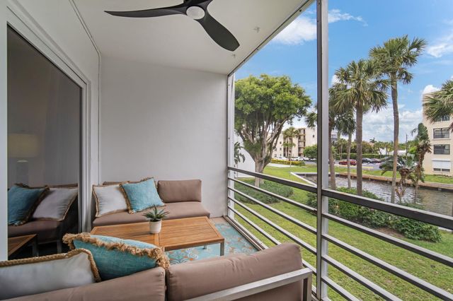 200 Waterway Drive S 209, Lantana, FL 33462