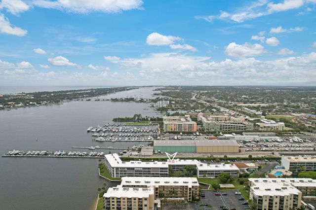 200 Waterway Drive S 209, Lantana, FL 33462