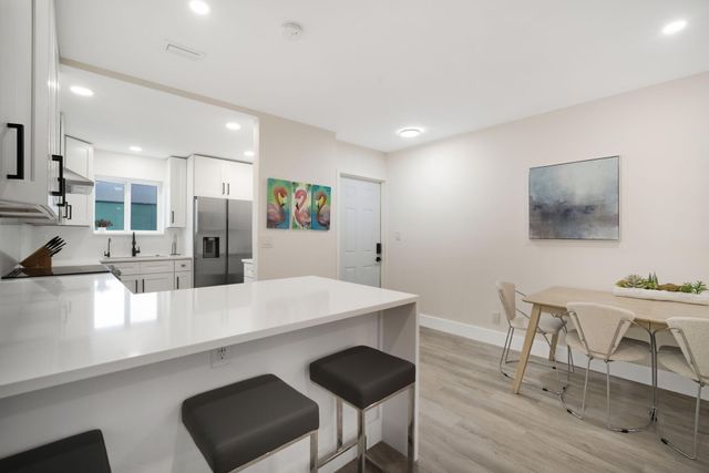 200 Waterway Drive S 209, Lantana, FL 33462