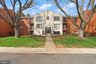 125-K CLUBHOUSE DR SW #11, Leesburg, VA 20175