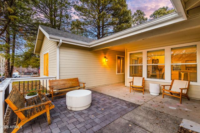 1017 W LIL BEN Trail, Flagstaff, AZ 86005