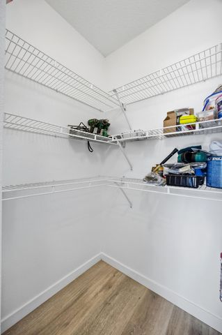 825 12th Avenue W, West Fargo, ND 58078