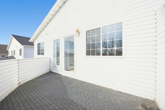 825 12th Avenue W, West Fargo, ND 58078