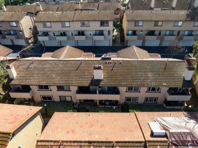 10794 Jeanne D, Santee, CA 92071