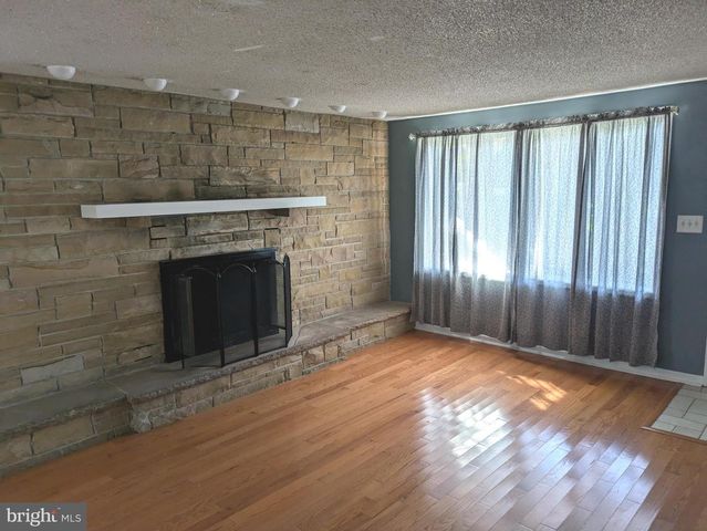 4517 COMLY ST, Philadelphia, PA 19135