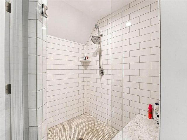 2625 W 50th Street, Westwood, KS 66205