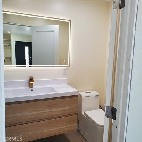 12401 Filmore Street 212, Sylmar (los Angeles), CA 91342