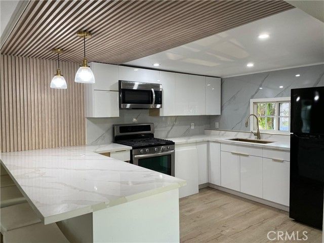 12401 Filmore Street 212, Sylmar (los Angeles), CA 91342