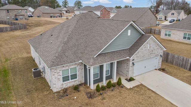 63 Banks Boulevard, Byhalia, MS 38611