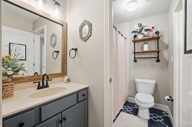 7190 Keltner Drive, West Chester, OH 45069