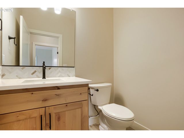 14111 S Kora Louise Ln, Mulino, OR 97042