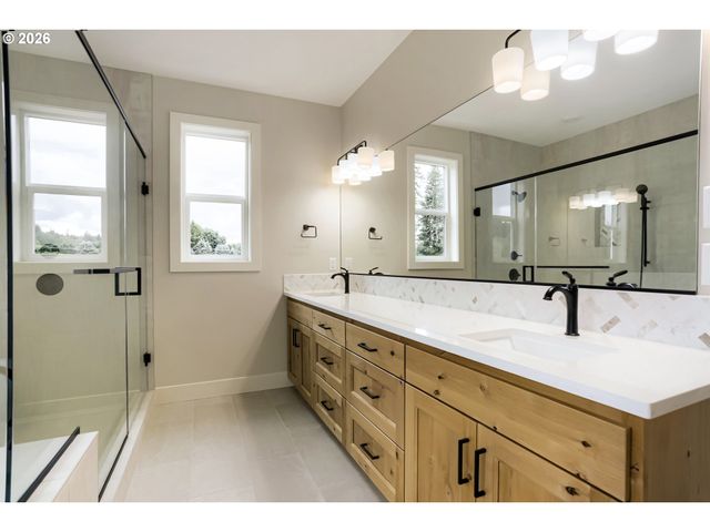 14111 S Kora Louise Ln, Mulino, OR 97042