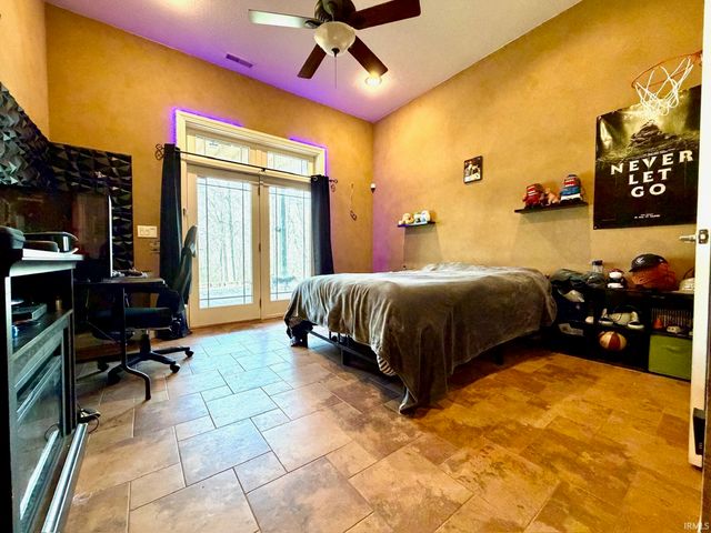 80 Graber Court, Springville, IN 47462