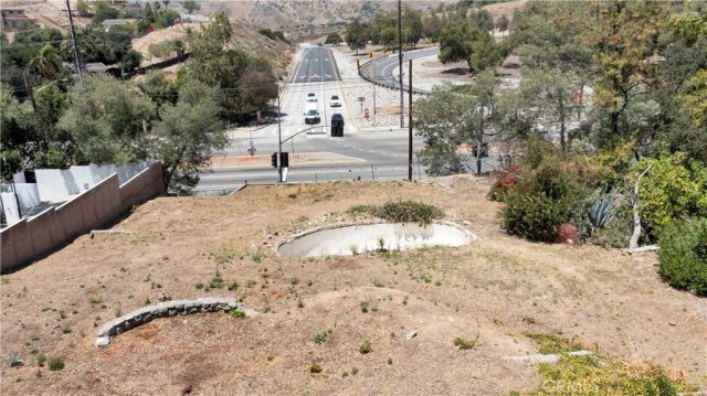10294 Sunland Blvd, Sunland, CA 91040
