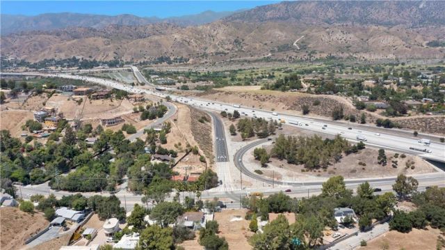 10294 Sunland Blvd, Sunland, CA 91040