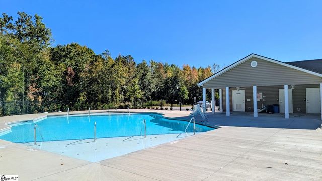 515 Eden Hall Road, Woodruff, SC 29388