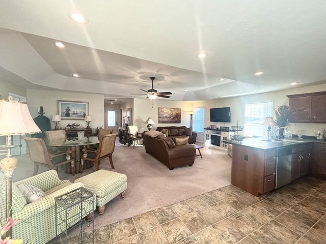 502 Bridle Way, Hopkinsville, KY 42240